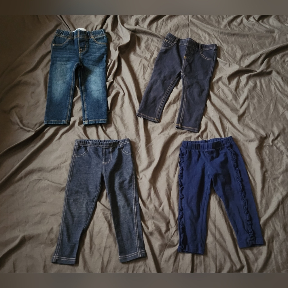 Bundle Of Clothes - Picture 9 of 9